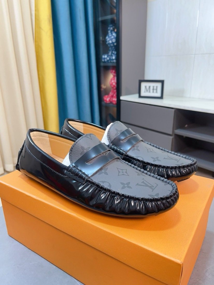 Louis Vuitton Patterned Vamp Loafers